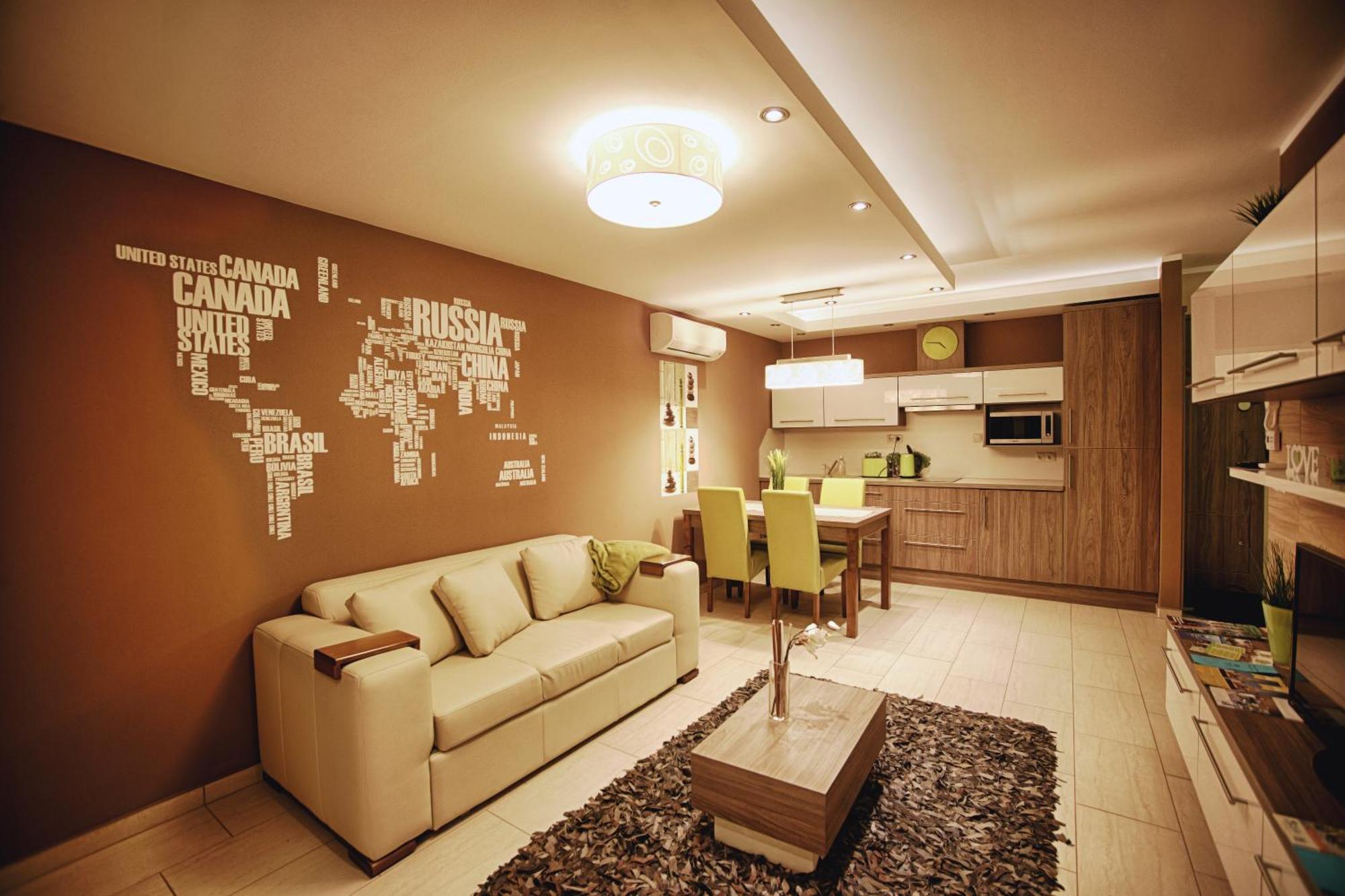 Zafir Apartman Sarvar Exterior photo
