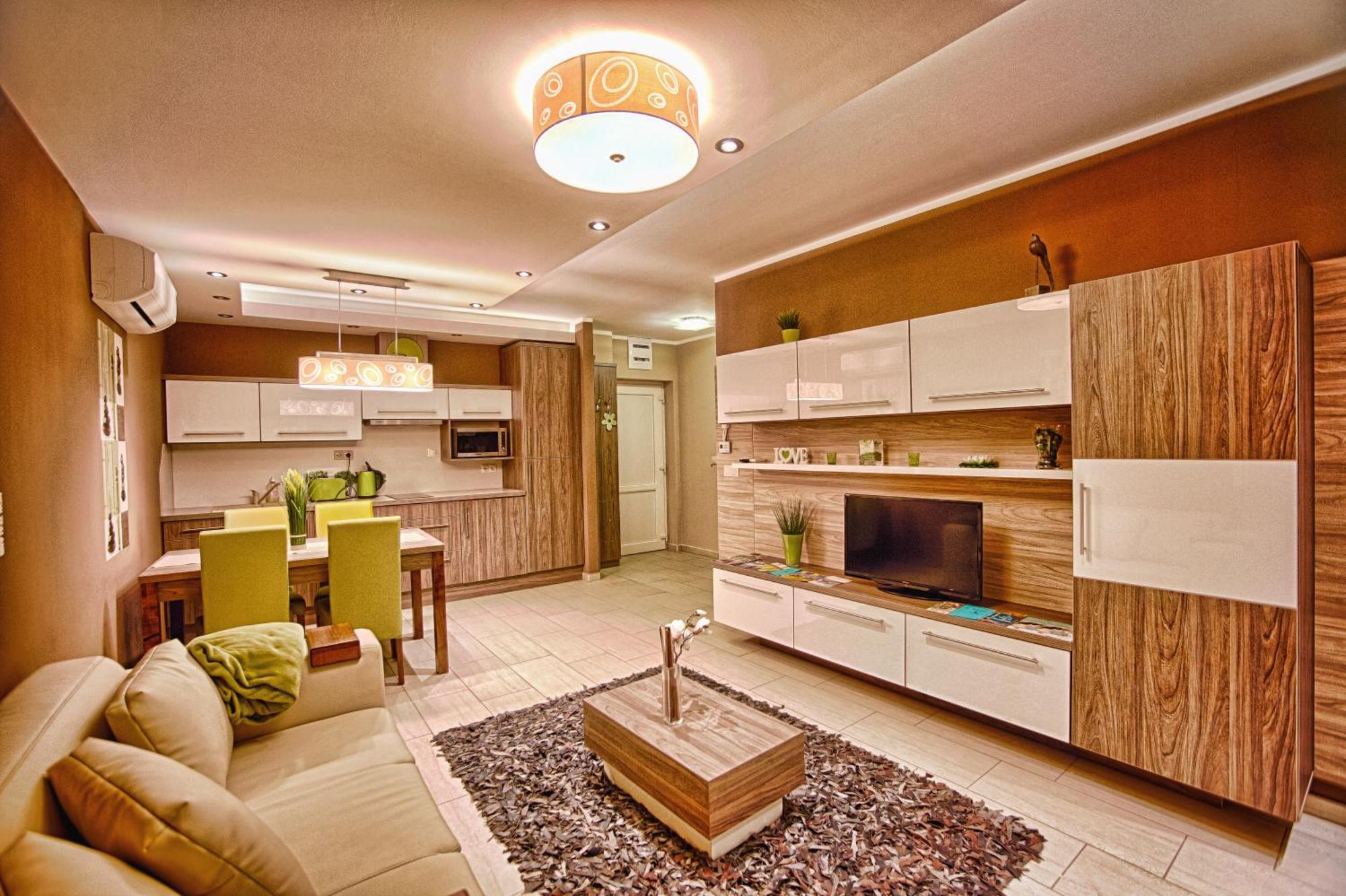 Zafir Apartman Sarvar Exterior photo